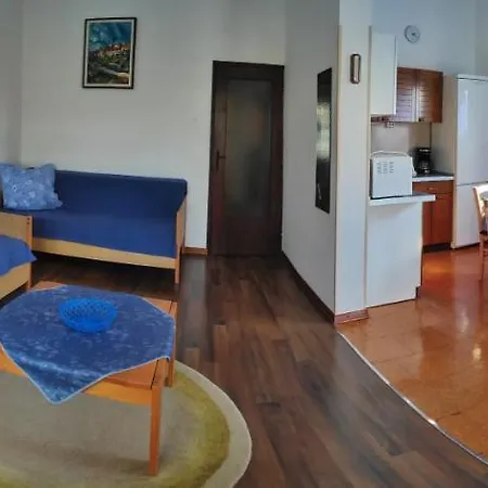 Apartment Lili Malinska